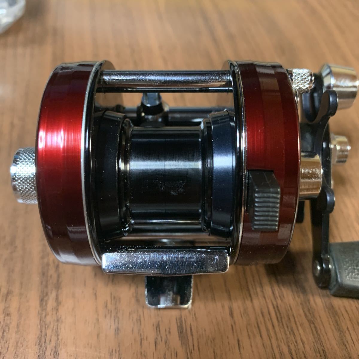 カ*ギ様 美品【abu】1500c　バーカンディ カ*ギ様 美品abu1500c バーカンディ アブガルシア アンバサダー 1500c