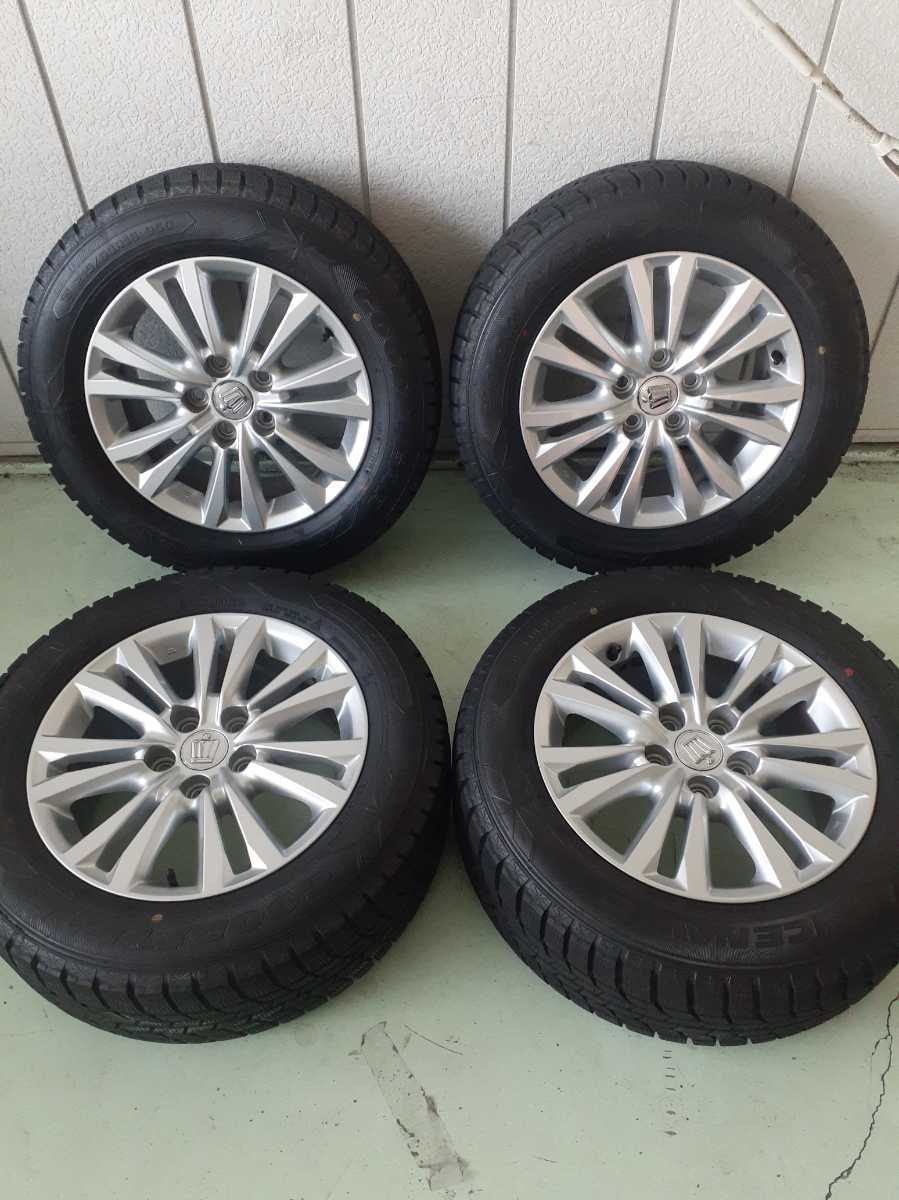 【人気セール，格安】 トヨタ 210系クラウン 純正 215/60R16 2018年製グッドイヤー スタッドレス タイヤ4本セット(スタッドレスタイヤ)｜売買されたオークション情報、yahooの商品情報をアーカイブ公開 - オークファン 5穴