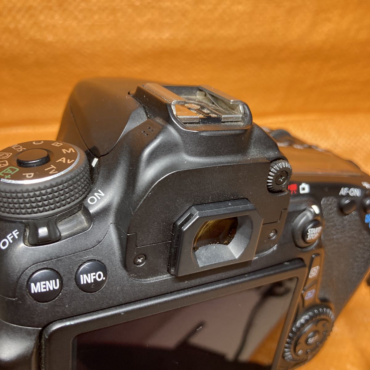 Canon キヤノン EOS 70D デジタル一眼レフカメラ 【公式通販】