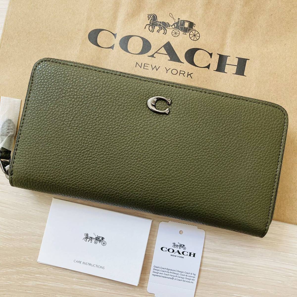 SALE，新作登場 COACH コーチ 489 長財布 アコーディオン ラウンドジップウォレット CC489 グリーン 緑 深緑 Cモチーフ B(女性用財布)｜売買されたオークション情報、yahooの商品情報をアーカイブ公開 - オークフ 服飾小物