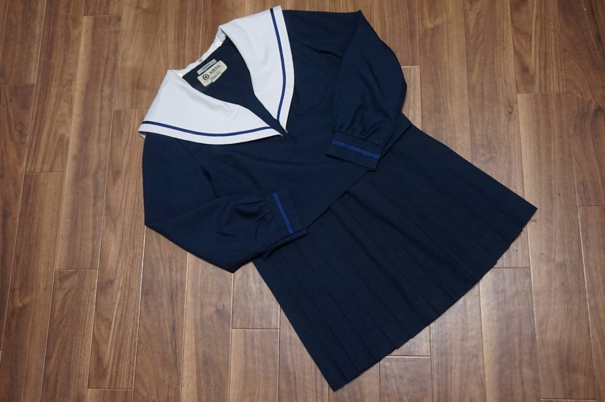 セーラー服 中学 中高セーラー服⁄白襟カバー下襟ノーライン上下⁄160A