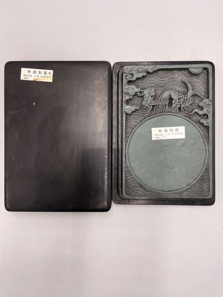 DHU477 △ 中国美術☆緑端渓硯☆雲龍図☆長方硯☆唐木箱☆中国硯☆唐物