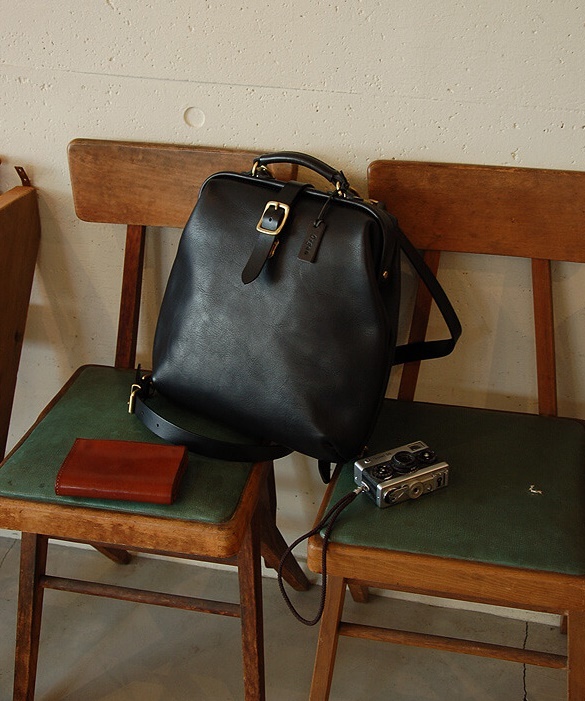 HERZ Organ口枠リュック ブラック