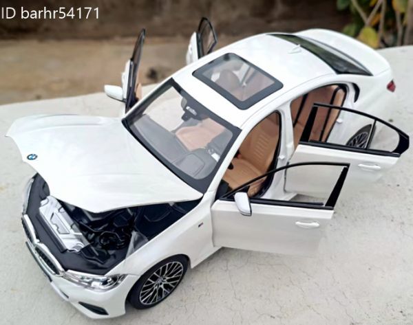 201-001 ノレブ 1⁄18 BMW 330i 2019 White 201-001 ノレブ 1⁄18 BMW