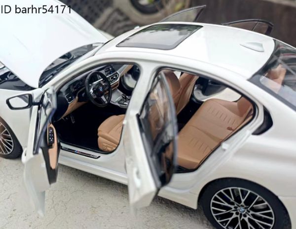 201-001 ノレブ 1⁄18 BMW 330i 2019 White 201-001 ノレブ 1⁄18 BMW
