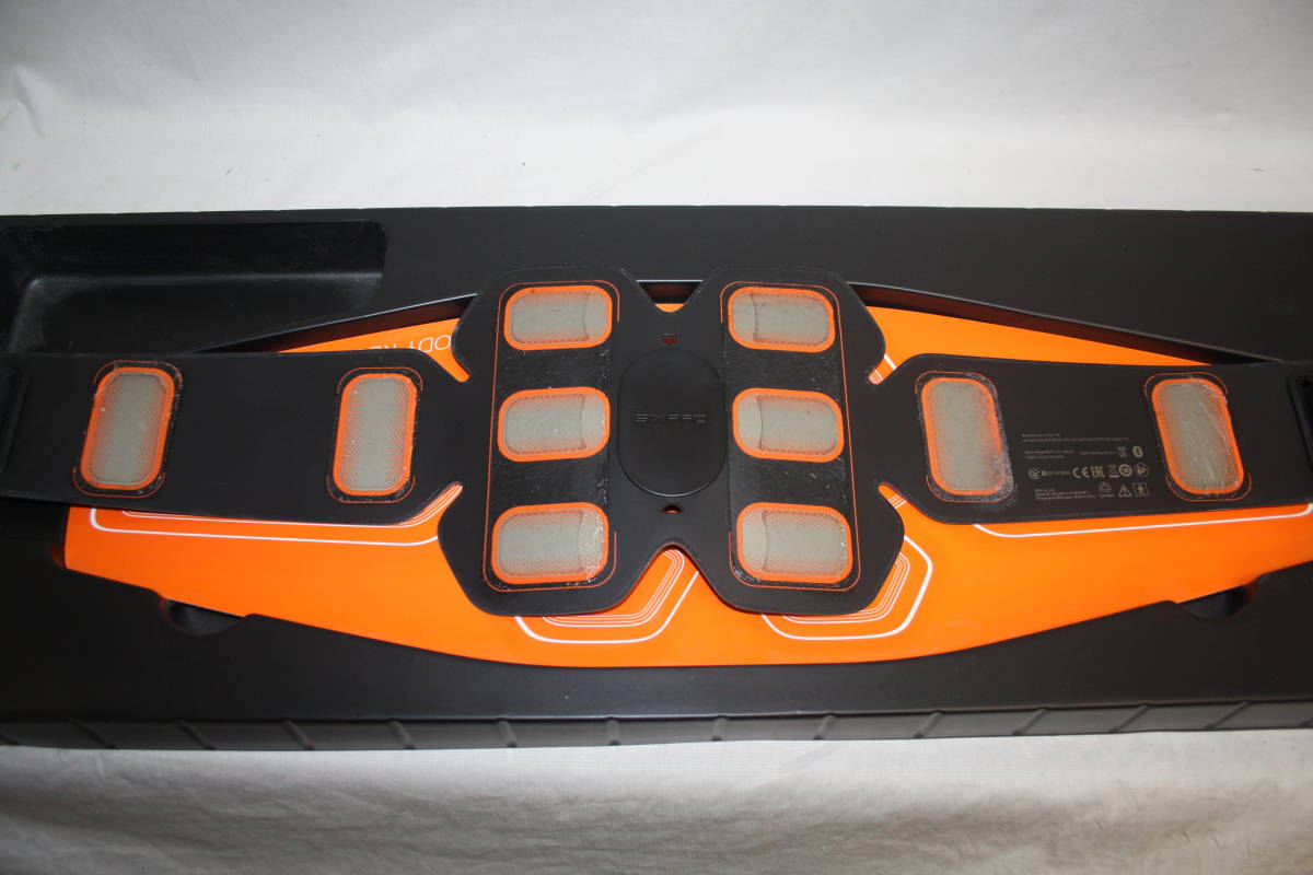 SIXPAD Abs Belt アブズベルト 正規品 正規品】シックスパッド 