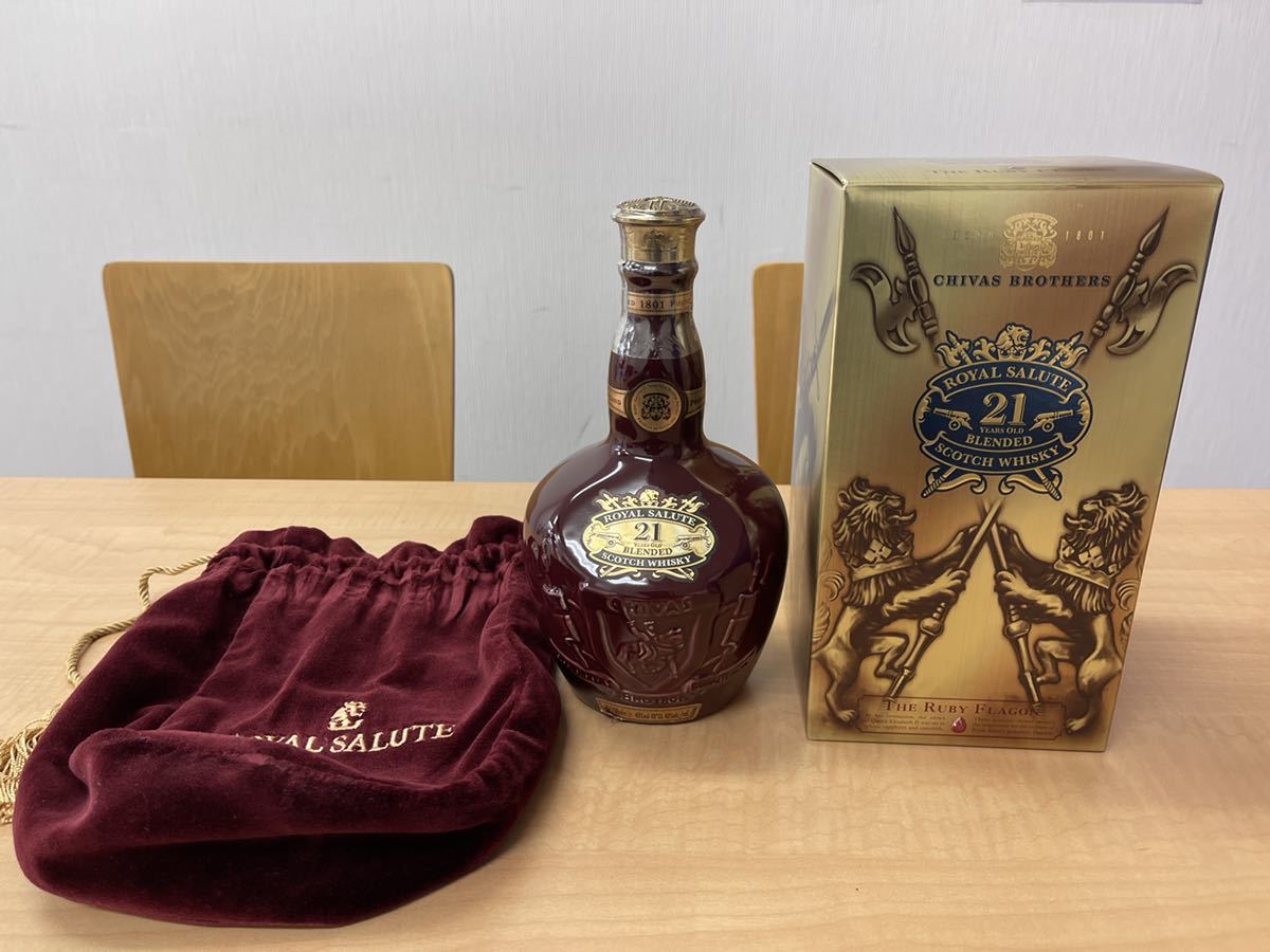 シーバス ロイヤルサルート 21 未開封 古酒 700ml 陶器 古酒 未開栓 ROYAL SALUTE ロイヤル サルート 21年 40％ 700ml 陶器