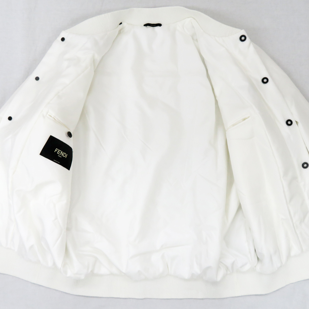 【名古屋】フェンディ カリフォルニアスカイ FW0245AC8Y 46 ブルゾン MA-1 MA1 ホワイト 白 上着 ジャケット 未使用