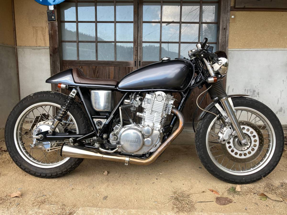 SR400カスタム　RH01J  キャブ　登録、整備代込みの価格！！ 最落無 ヤマハ SR400 RH01J キャブ最終 カフェレーサーカスタム(251cc