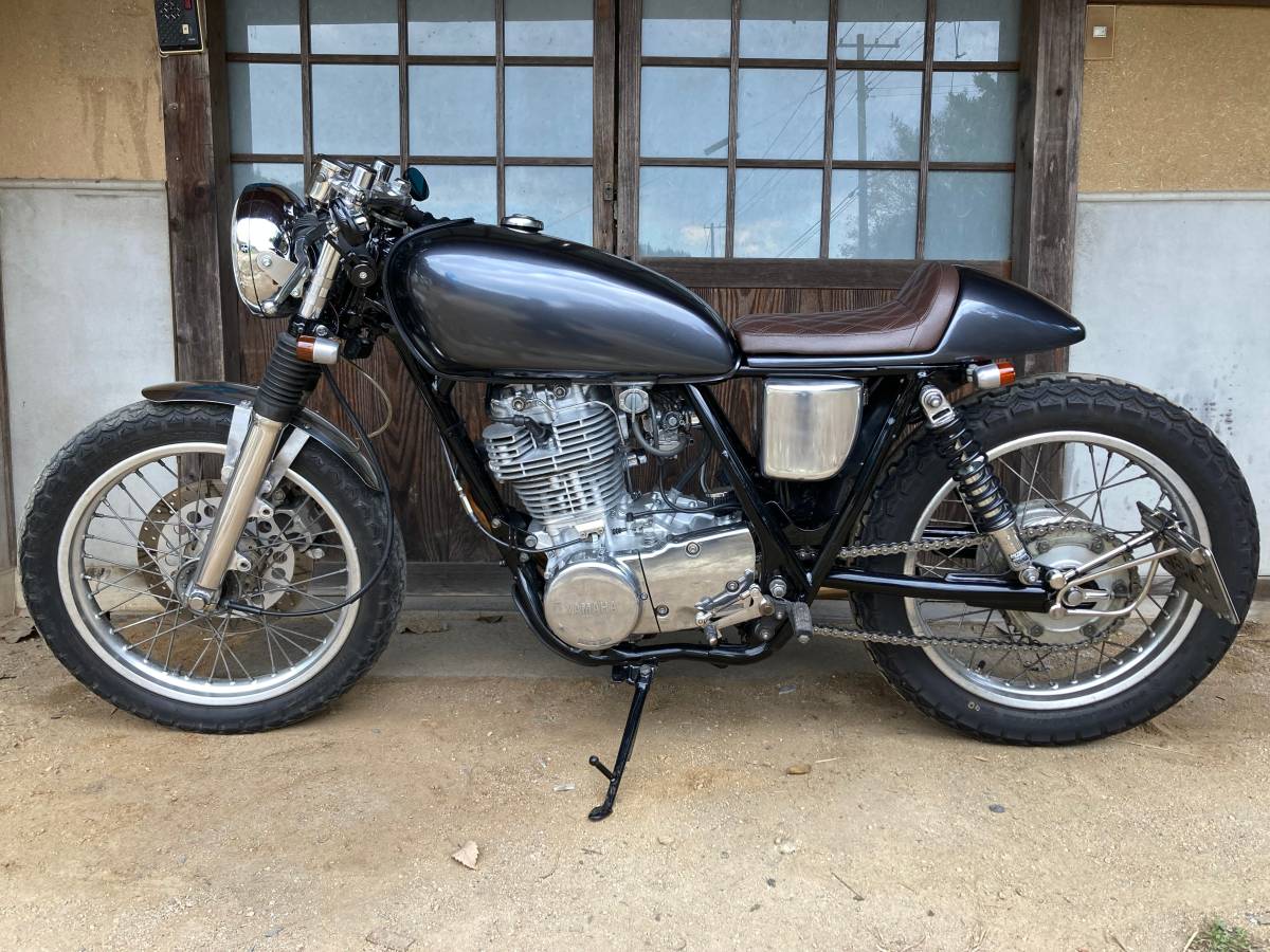 最落無 ヤマハ SR400 RH01J キャブ最終 カフェレーサーカスタム(251cc 