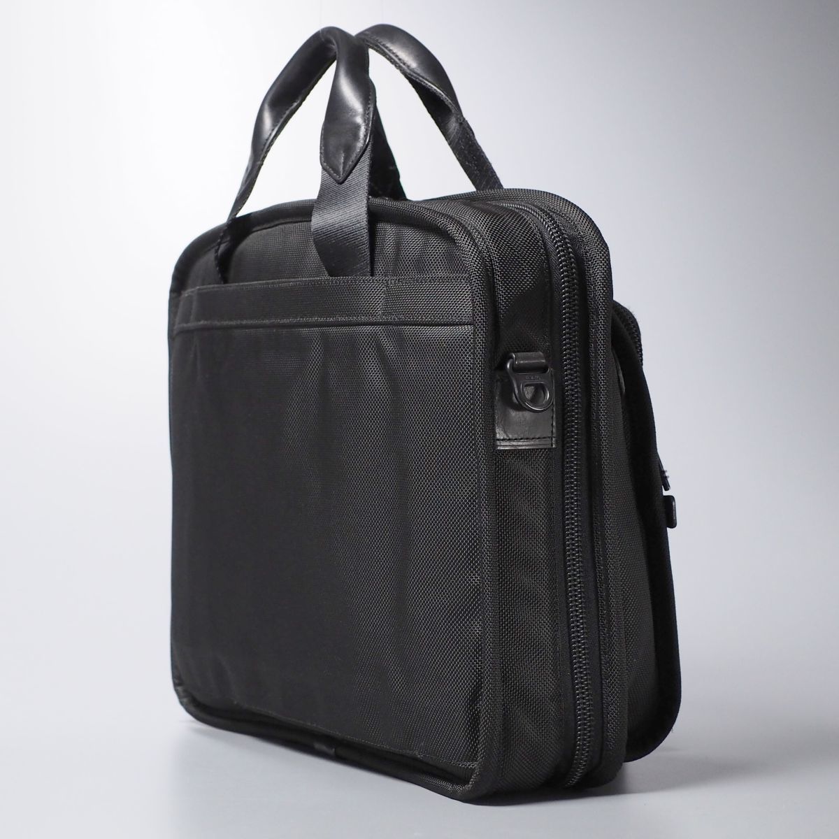 TD6936//*トゥミ/TUMI*26516DH/T-Pass ミディアムスクリーン ラップ 