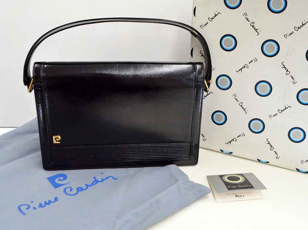 キングラム[fns★]　美品 pierre cardin ピエールカルダン 2WAY ハンドバッグ ショルダー 黒 ブラック ゴールド金具 日本製
