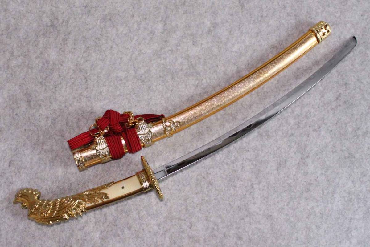 模造刀 赤い刀 金色の鍔 紫色の台座 模造刀 □鳳凰 58cm 日本刀□□金色 鳥の彫刻 鍔 鞘 模擬刀 宝刀 飾り