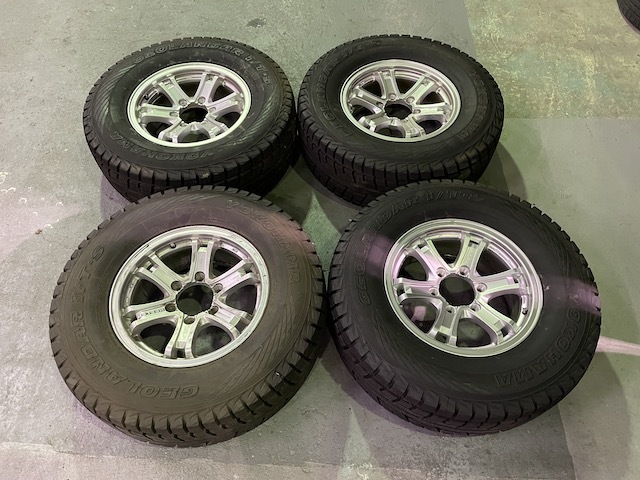 ☆C-6133 ハイラックスサーフ TRN215W キーラー 16インチアルミ