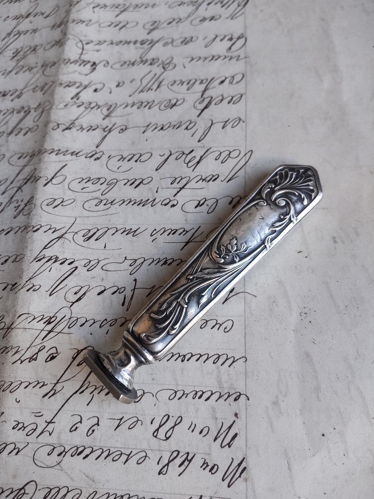 ★フランス アンティーク　素敵な装飾　銀製　　スタンプ　シーリングスタンプ　　ハンコ　モノグラム付き　1900年　★