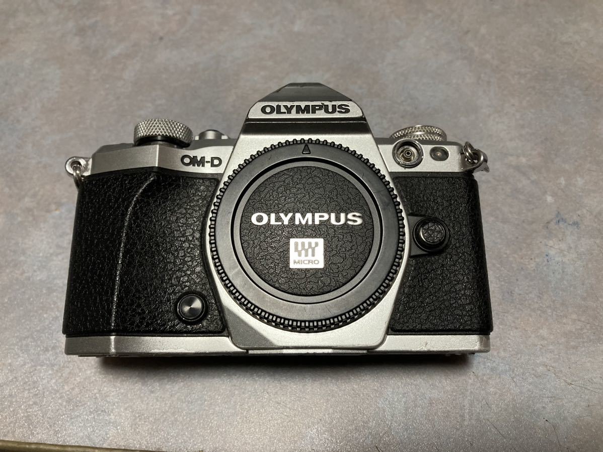 ジャンク】OLYMPUS OM-D EM-5 markⅡ ボディ OLYMPUS OM-D E-M5 Mark