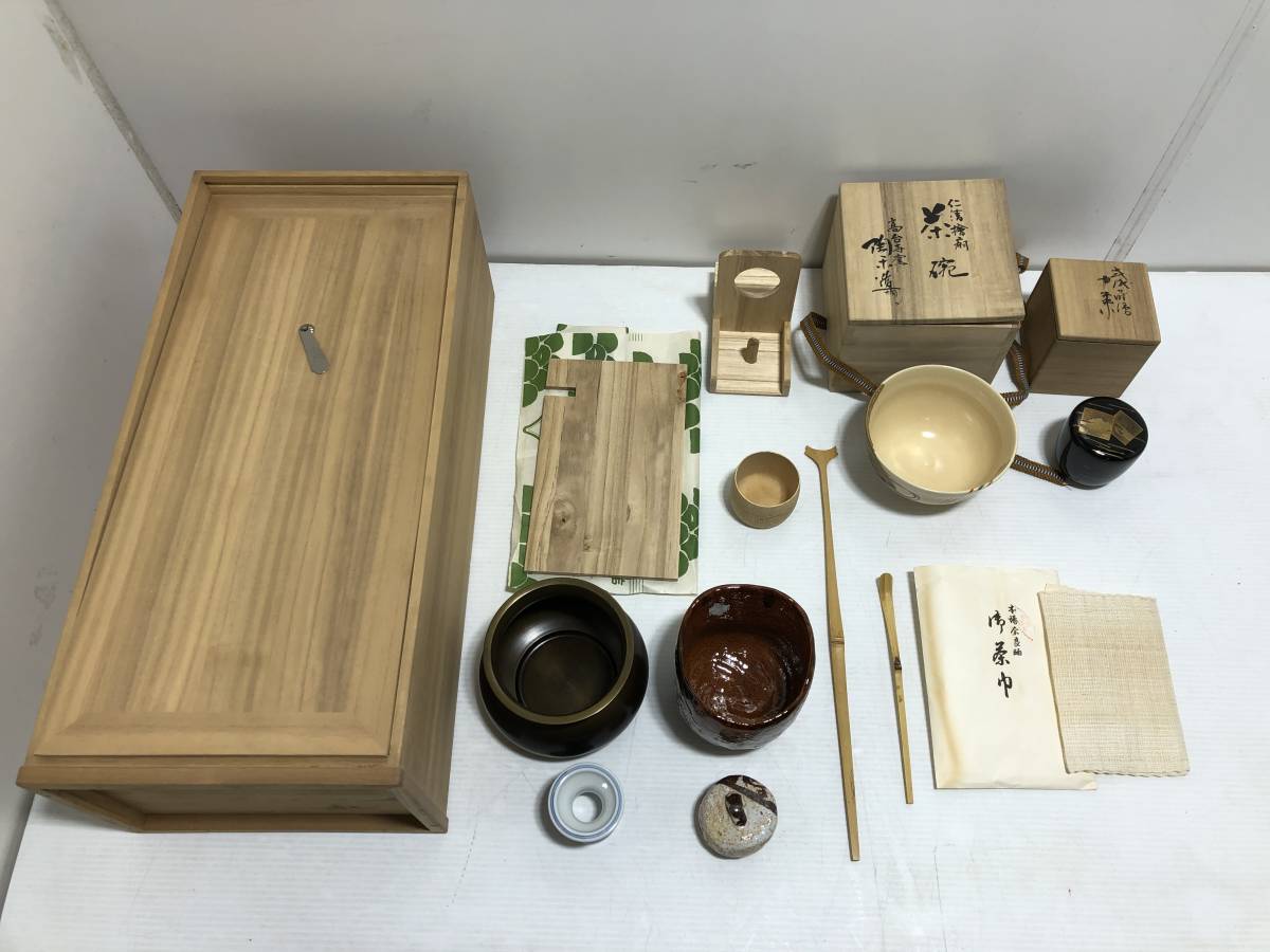 最新作，豊富な 901 茶道具 建水/蓋置/香合/茶碗/棗など 木箱 短冊箱 写真追加あり(陶磁一般)｜売買されたオークション情報、yahooの商品情報をアーカイブ公開 - オークファン 陶磁一般