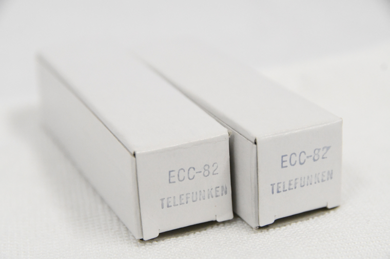【元箱あり】TELEFUNKEN ECC82 真空管 5本セット テレフンケン テレフンケン ECC82 ◇マーク 元箱 5本 Telefunken 12AU7 ECC82