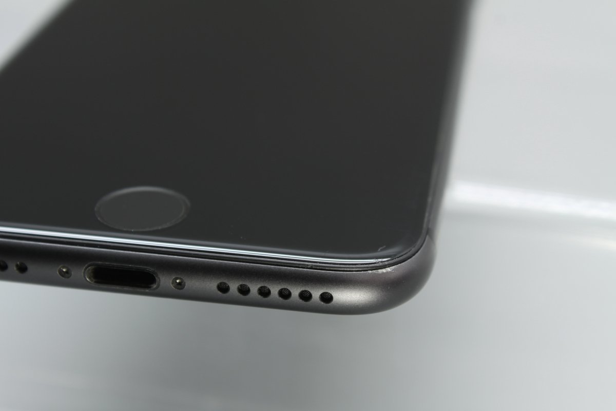 Apple iPhone8 64GB Space Gray A1906 MQ782J/A バッテリ79%□SIM