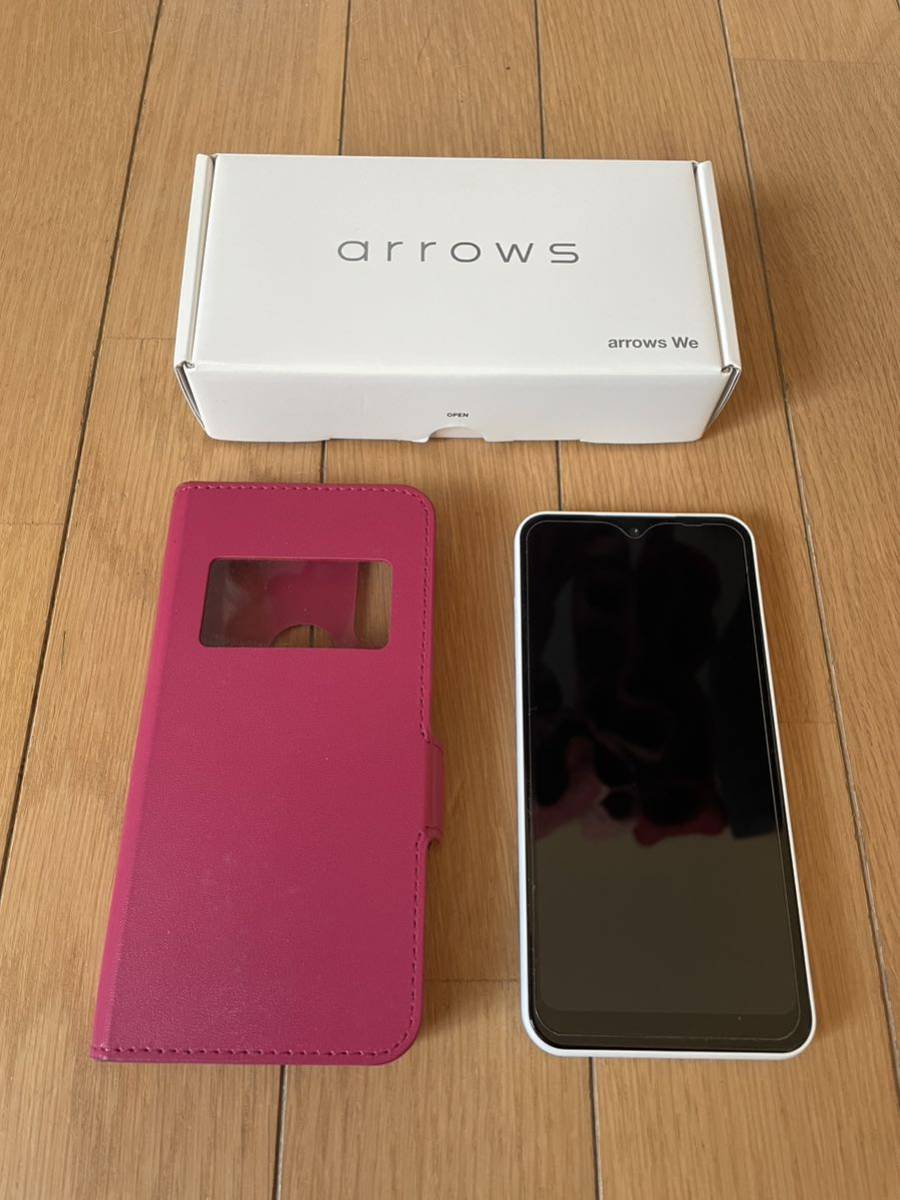arrows FCG01 We au 64GB ホワイト SIMフリー 4GB FCNT 中古Fujitsu