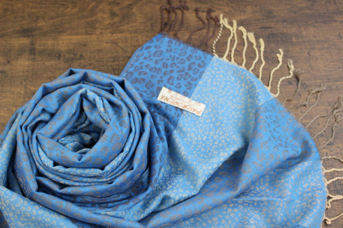 新品【パシュミナ Pashmina】レオパード柄 ヒョウ柄 ライトブルー系 