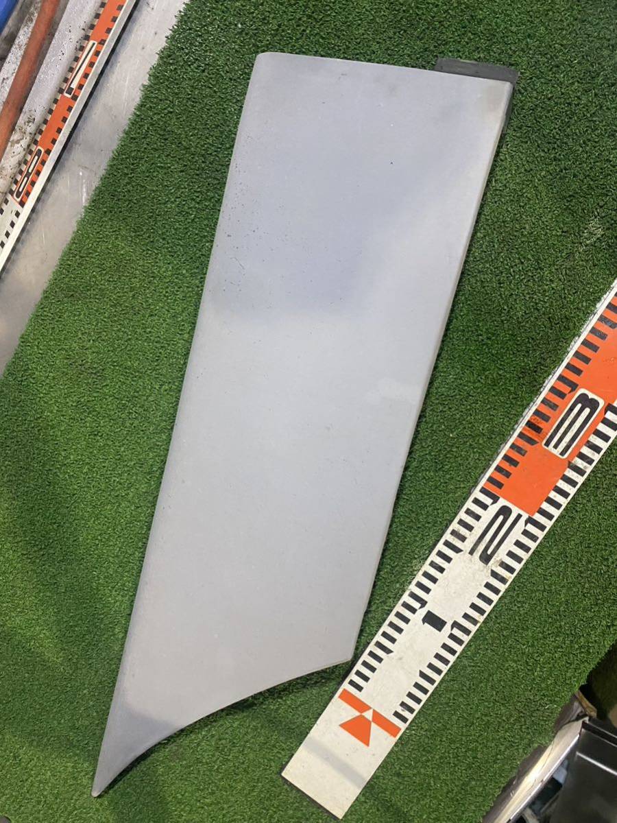 キャンター　fe638 ドアパネル　右