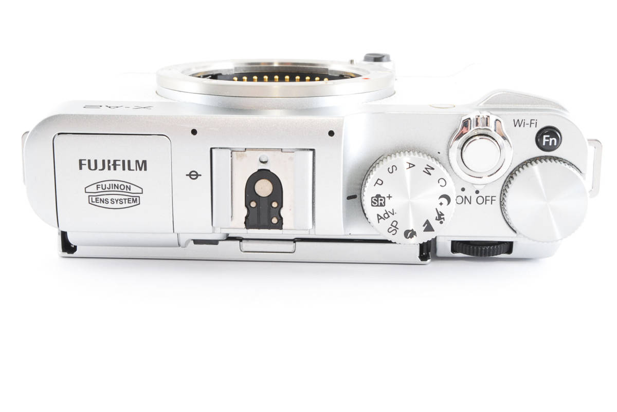 新作登場，本物保証 ☆極美品☆フジフイルム FUJIFILM X-A2 ボディ ☆