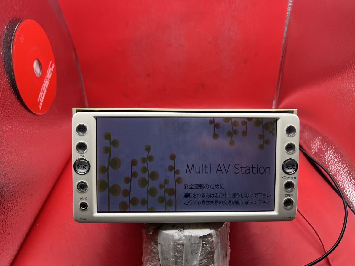 トヨタ純正 NSDN-W60/2013 トヨタ純正 SDナビ NSDN-W60 TOYOTA 0 更新