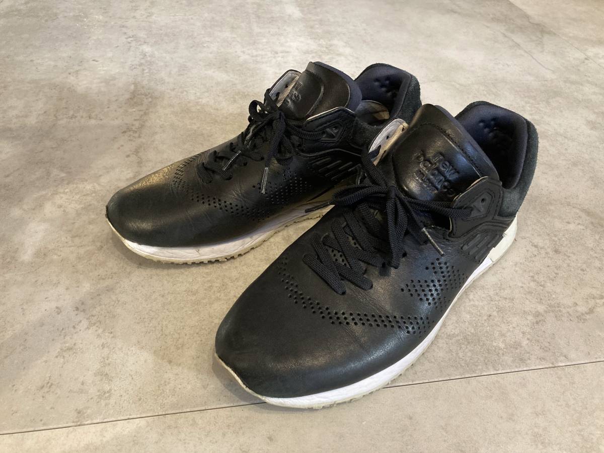 美品(28.5)テニスシューズ ベージュ MCH996T5 美品(28.5)テニスシューズ ベージュ MCH996T5