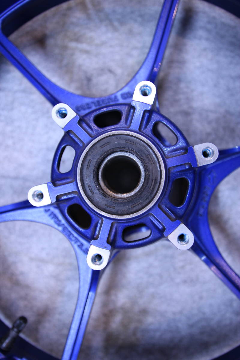 r1000 2026年最新Yahoo!オークション | GALE Webike ＧＳＸ－Ｒ１０００Ｒ GSX-R1000R　優良品　フロントホイル　フロントホイール
