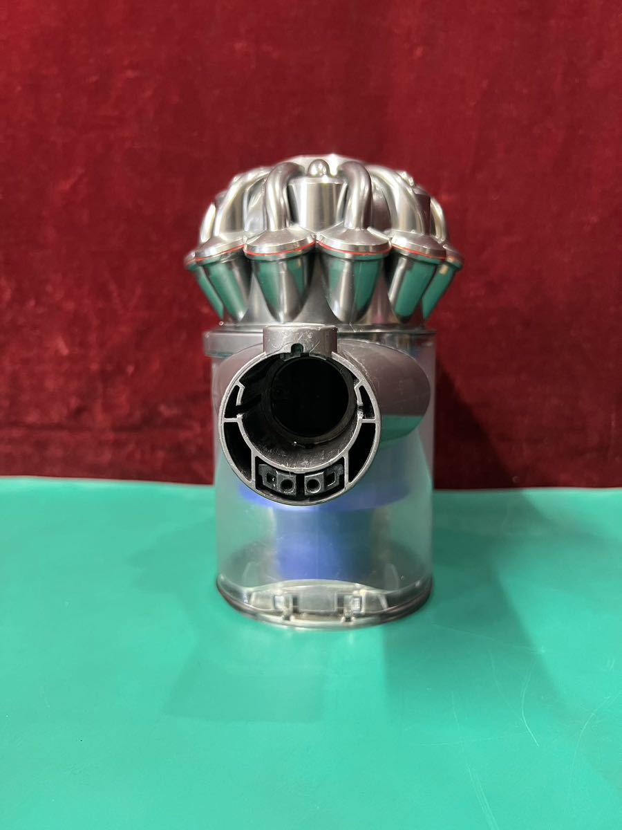 ダイソン SV07 掃除機 番 一 サイクロン式掃除機 ダイソン コードレスクリーナー 掃除機 SV07 付属品あり　清掃済　動作OK (140s)