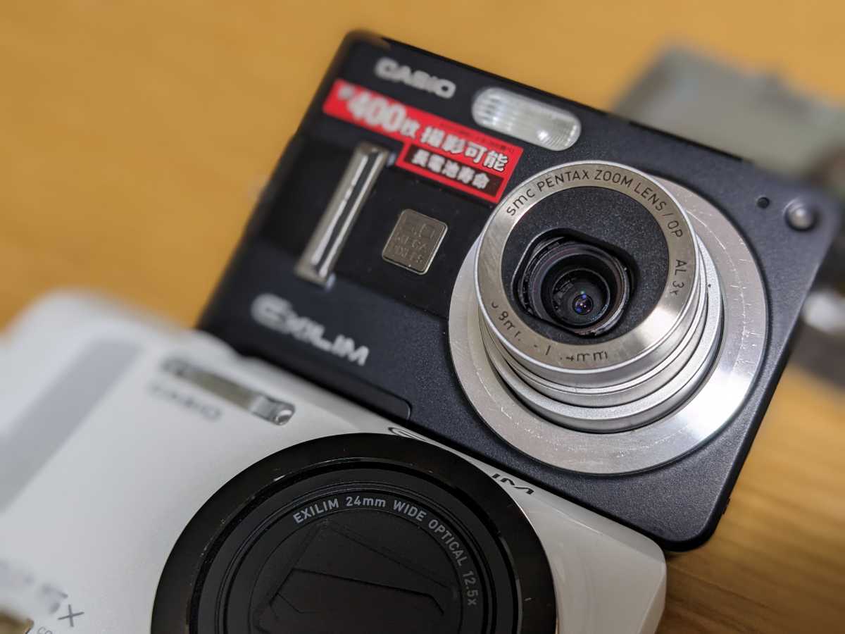 デジカメ3台☆CASIO EXILIM EX-Z57 ZR200 ZS100☆カシオ EX-Z57 EXILIM