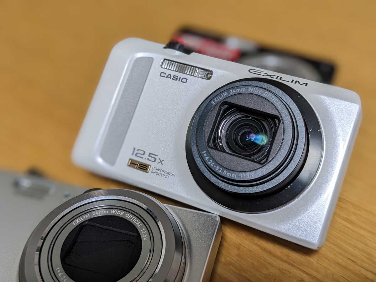 デジカメ3台☆CASIO EXILIM EX-Z57 ZR200 ZS100☆カシオ EX-Z57 EXILIM
