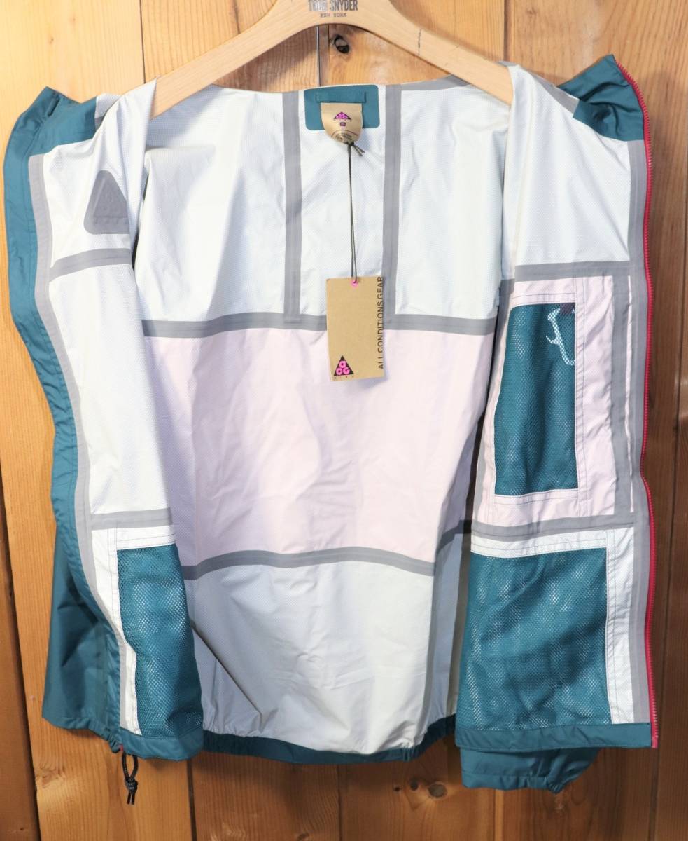 送料無料 特価即決【未使用】 NIKE ☆ ACG 2.5L パッカブルジャケット 