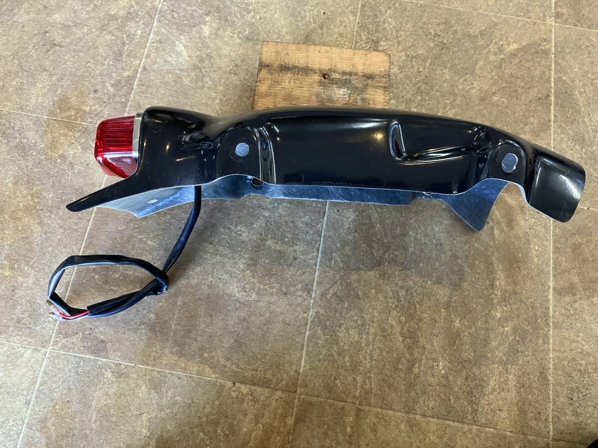 sr400 フェンダーレスキット？ タンデムバー リアカフェレーサー SR400