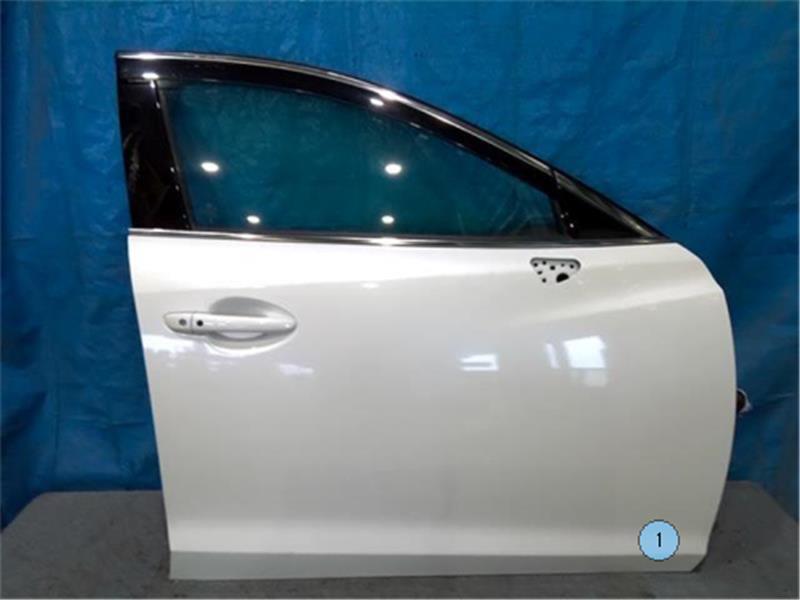 マツダ 純正 MAZDA6 《 GJ2FW 》 右フロントドア P30600-21003999
