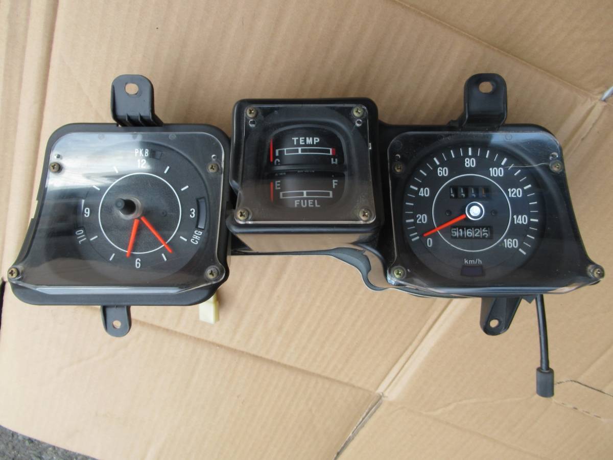 メーターASSY 510 ブルーバード N510 P510 H510 旧車 510ブル L4 L14 L16 L18 GL DX SSS 時計 水温計 燃料メーター