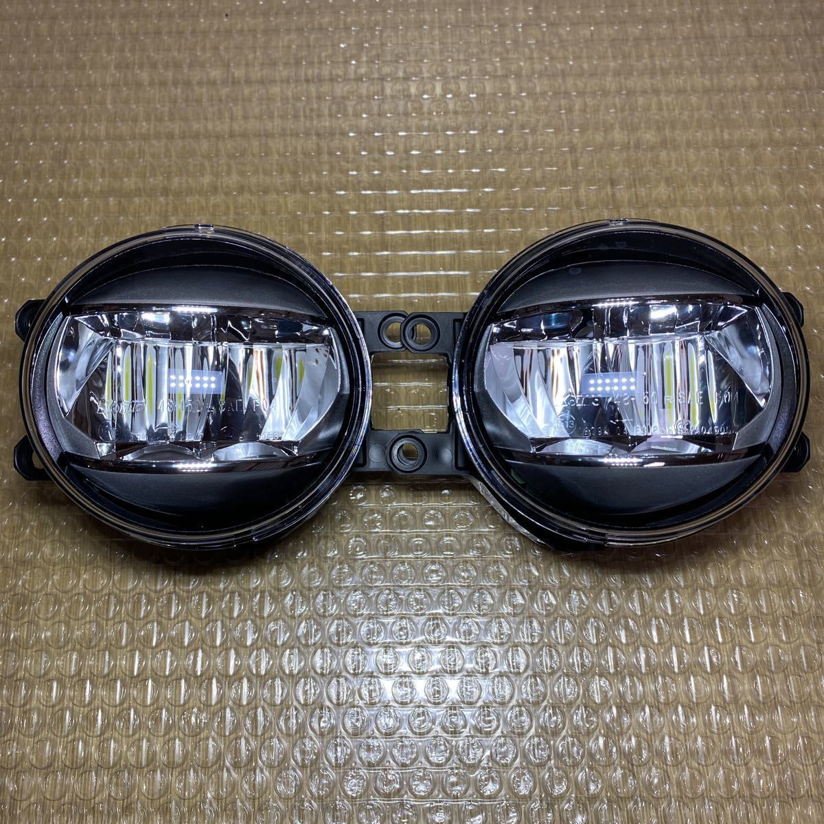 ☆新車外し 美品 トヨタ純正 LEDフォグランプ 左右セット ヴェル