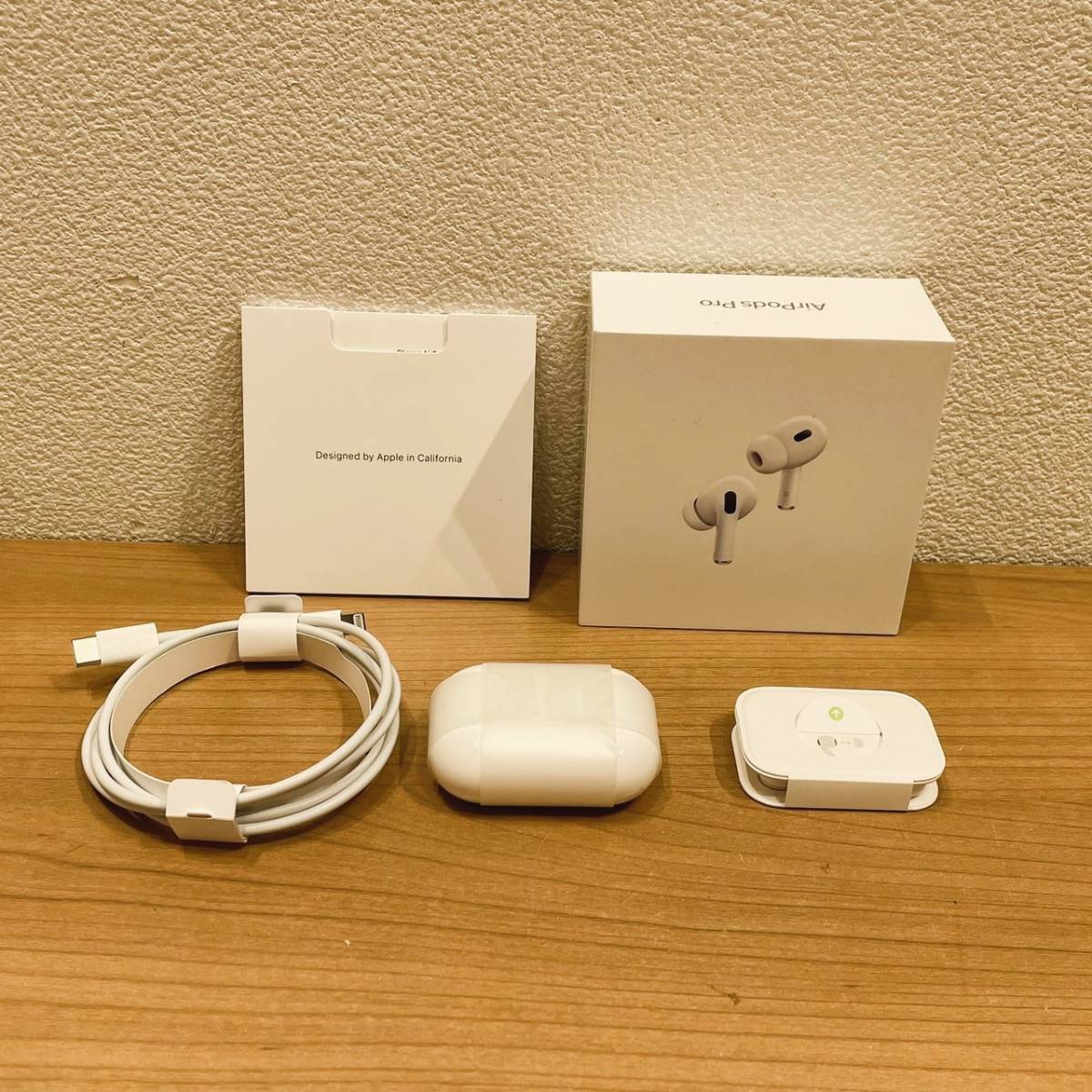 付属品完備】AirPods Pro (第2世代) 【公式通販】