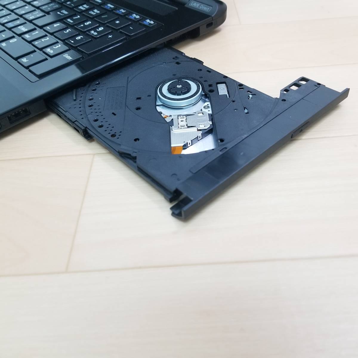 ☆美品☆爆速SSD120GB/メモリ8GB/無線 Wi-Fi/Webカメラ/Office/Win11