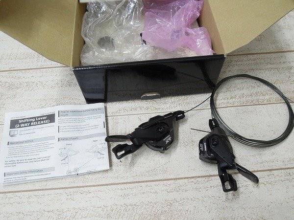 ■新品箱入！シマノDEORE XT（M8000/アイスペックB対応）シフター★2/3×11S■//K859