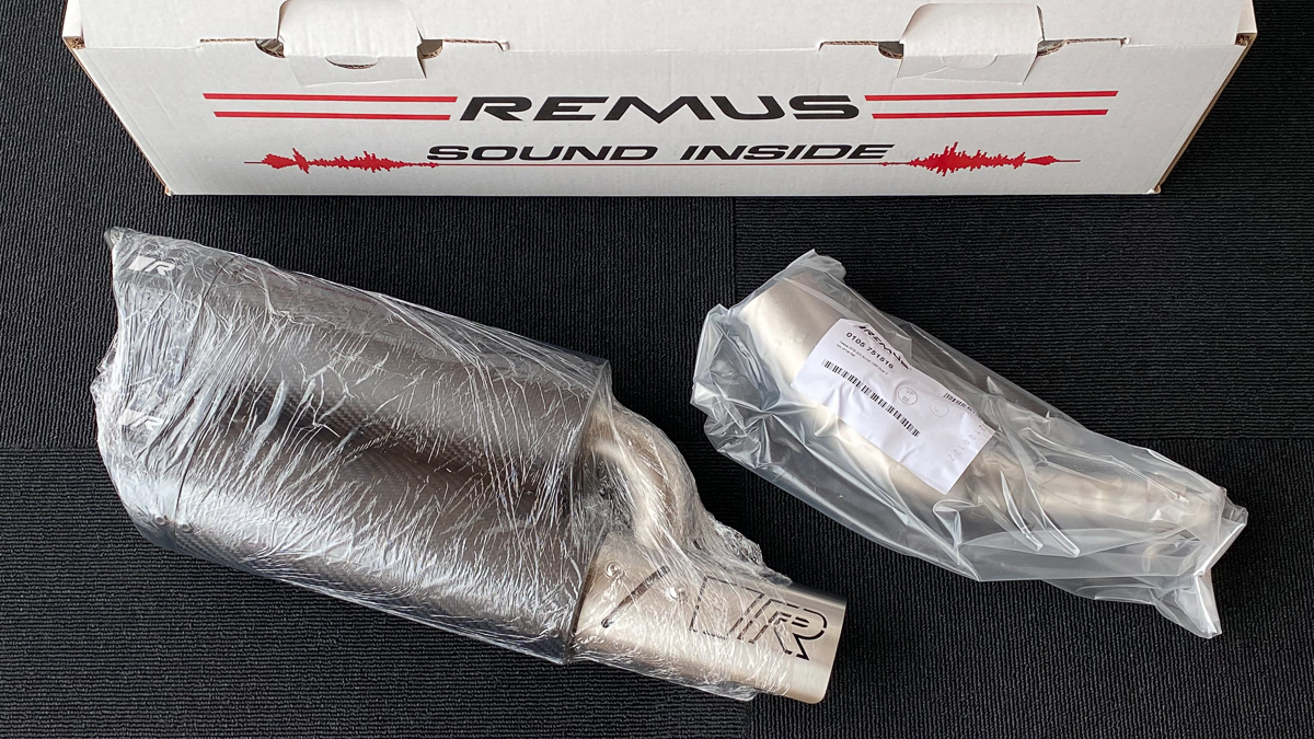 REMUS スリップオン RSC Dual Flow カーボンカバー Vespa GTS 300 ie Super / GTV 300 Sei Giorni レムス マフラー