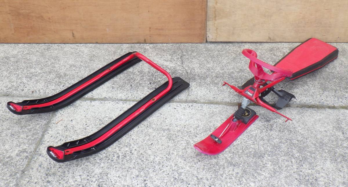 STIGA スティーガ スノーレーサー ハンドル・ブレーキ付きソリ /1