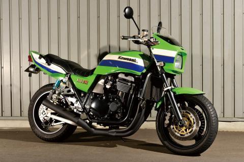 z》レトロマフラー ショート管 手曲げタイプ 黒 ZRX1100/Ⅱ ショート管