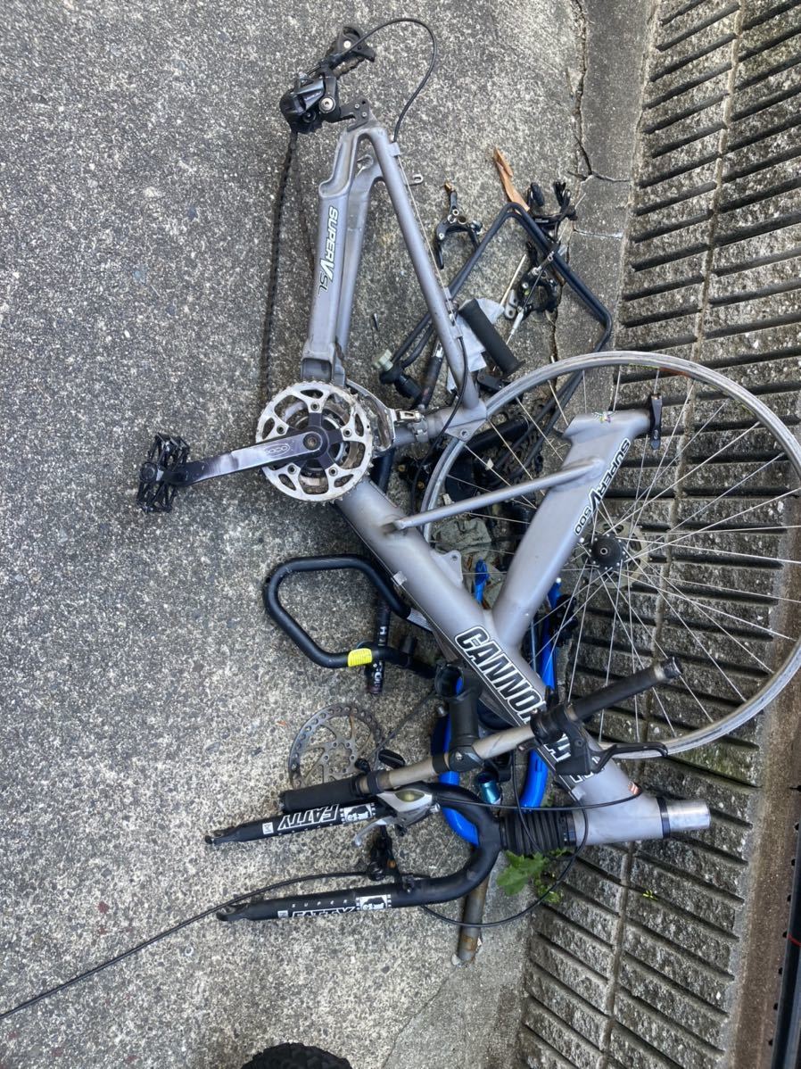 Cannondale Super Vの残骸 ※大阪引き取り限定