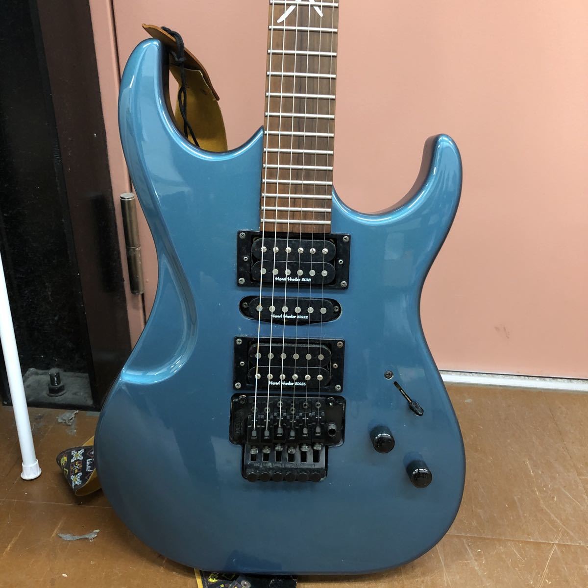 I1/【中古品】ワッシュバーン washburn エレキギター ストラトタイプ X