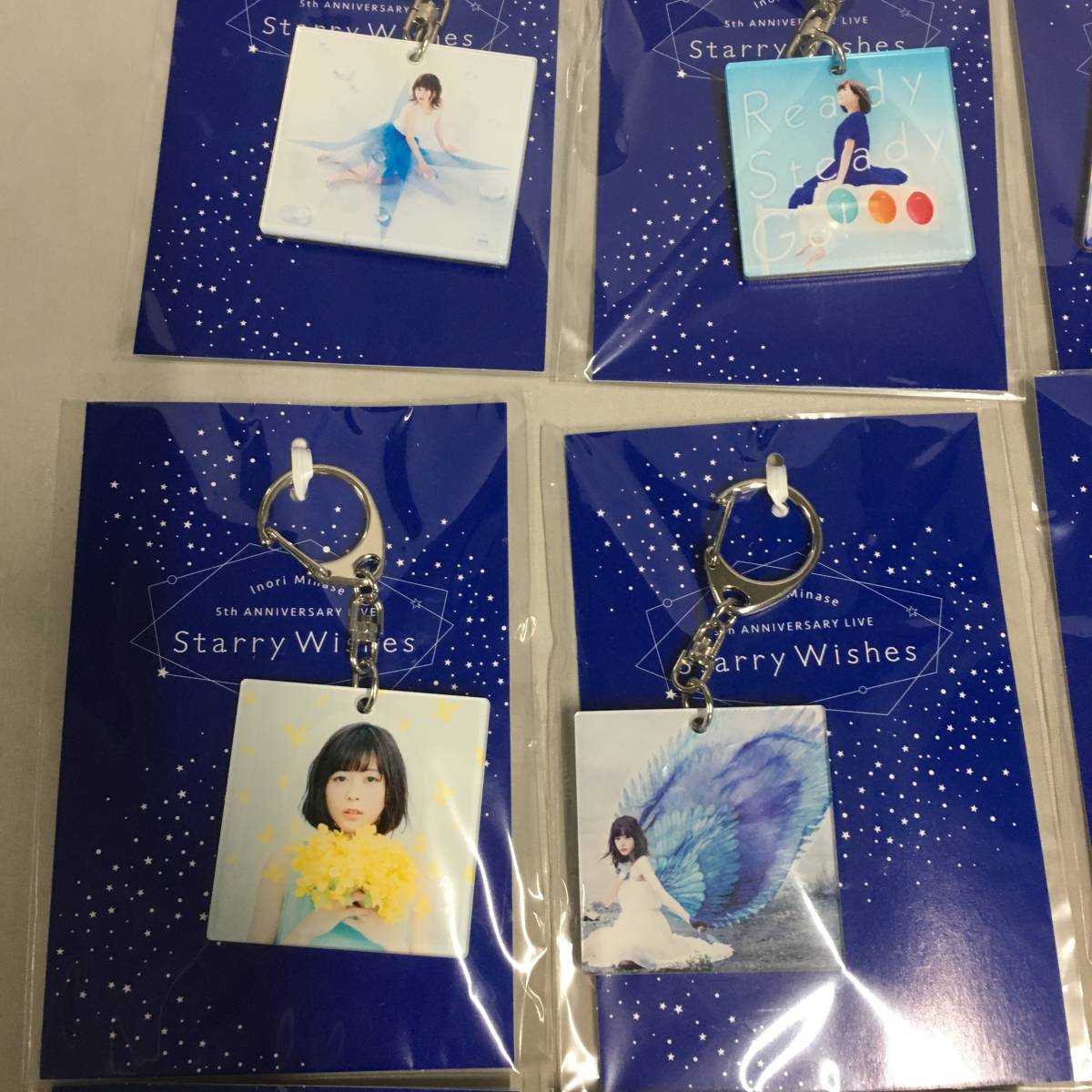 水瀬いのりジャケ写アクリルキーリング 水瀬いのり - メルカリ 水瀬 