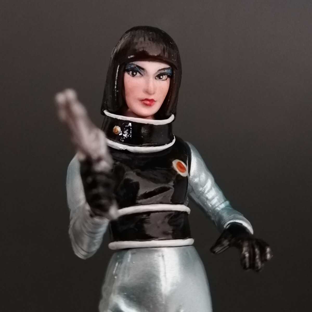 X星人 怪獣大戦争 リペイント 完成品 波川玲子 ガシャポン ゴジラ HG 