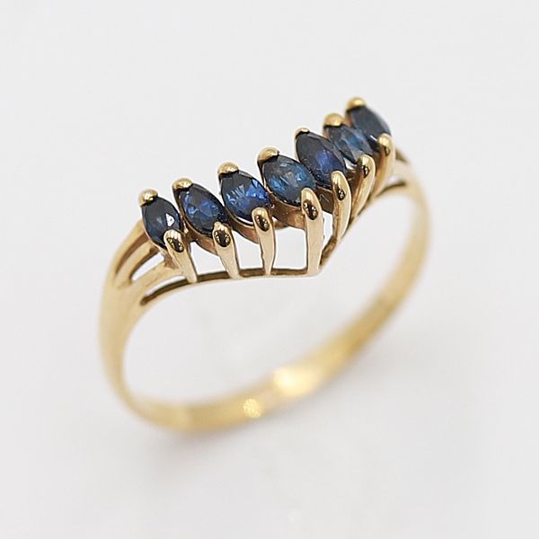 1円 良品【K18 2.0g】 色石付 リング 指輪 ゴールドカラー レディース KOR