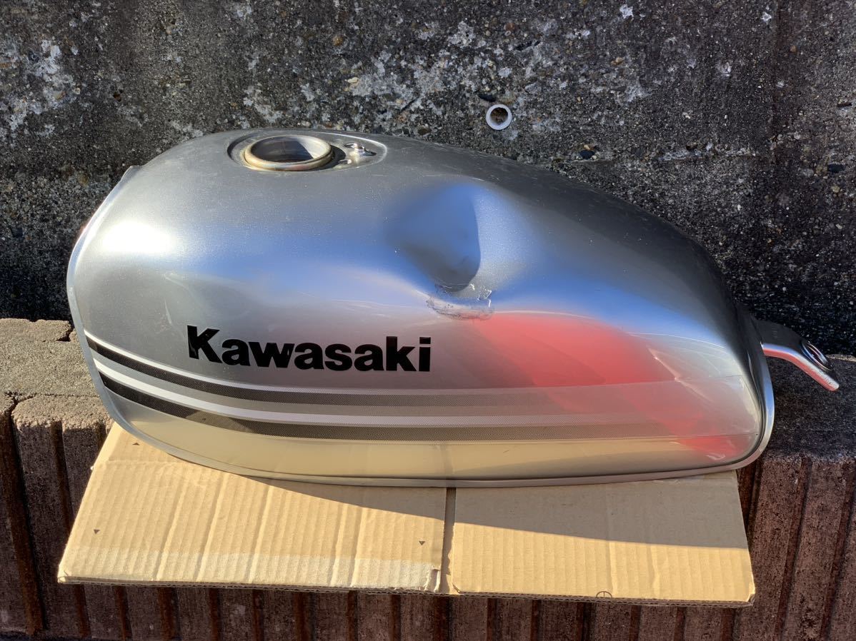 250tr 純正タンク FI インジェクションモデル エストレヤなどにも 凹み